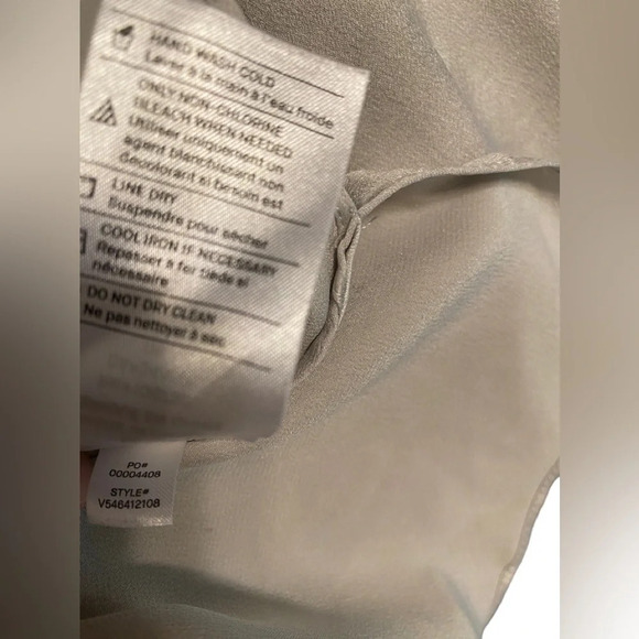 Vince Mock Neck 100% Silk Blouse Sz L - Picture 7 of 9